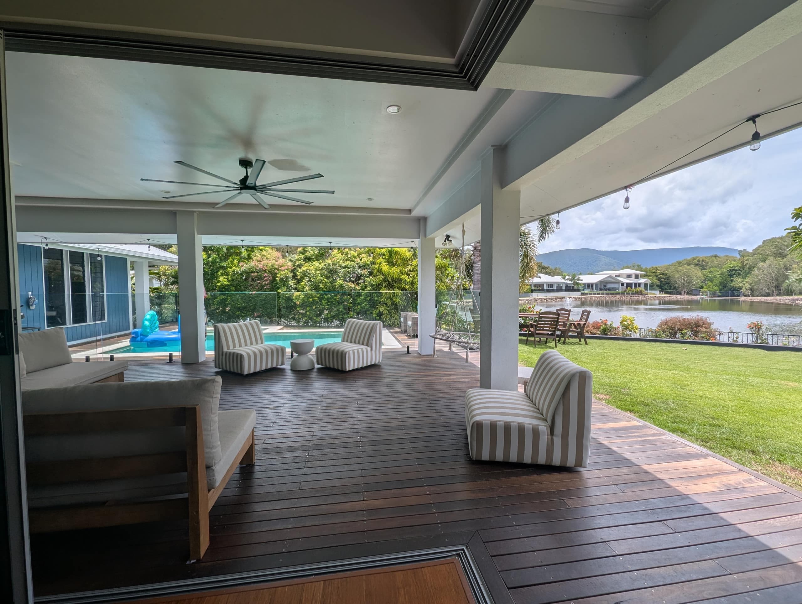 Trinity Beach holiday house covered deck and private pool overlooking the lagoon and mountains
